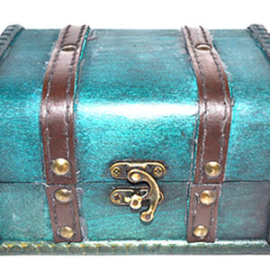 4 1/2" x 6 1/4" x 3 3/4" Green antique wood box