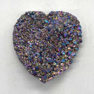 .8#+ Black Rainbow druse heart